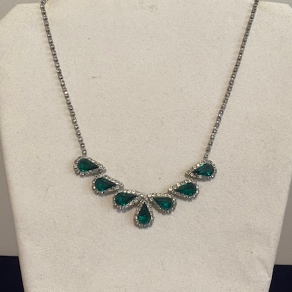 Vintage Pear Shaped Green Rhinestones and Cubic Zirconia Necklace - Picture 1 of 6